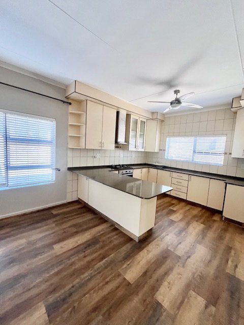 To Let 3 Bedroom Property for Rent in Reebok Western Cape